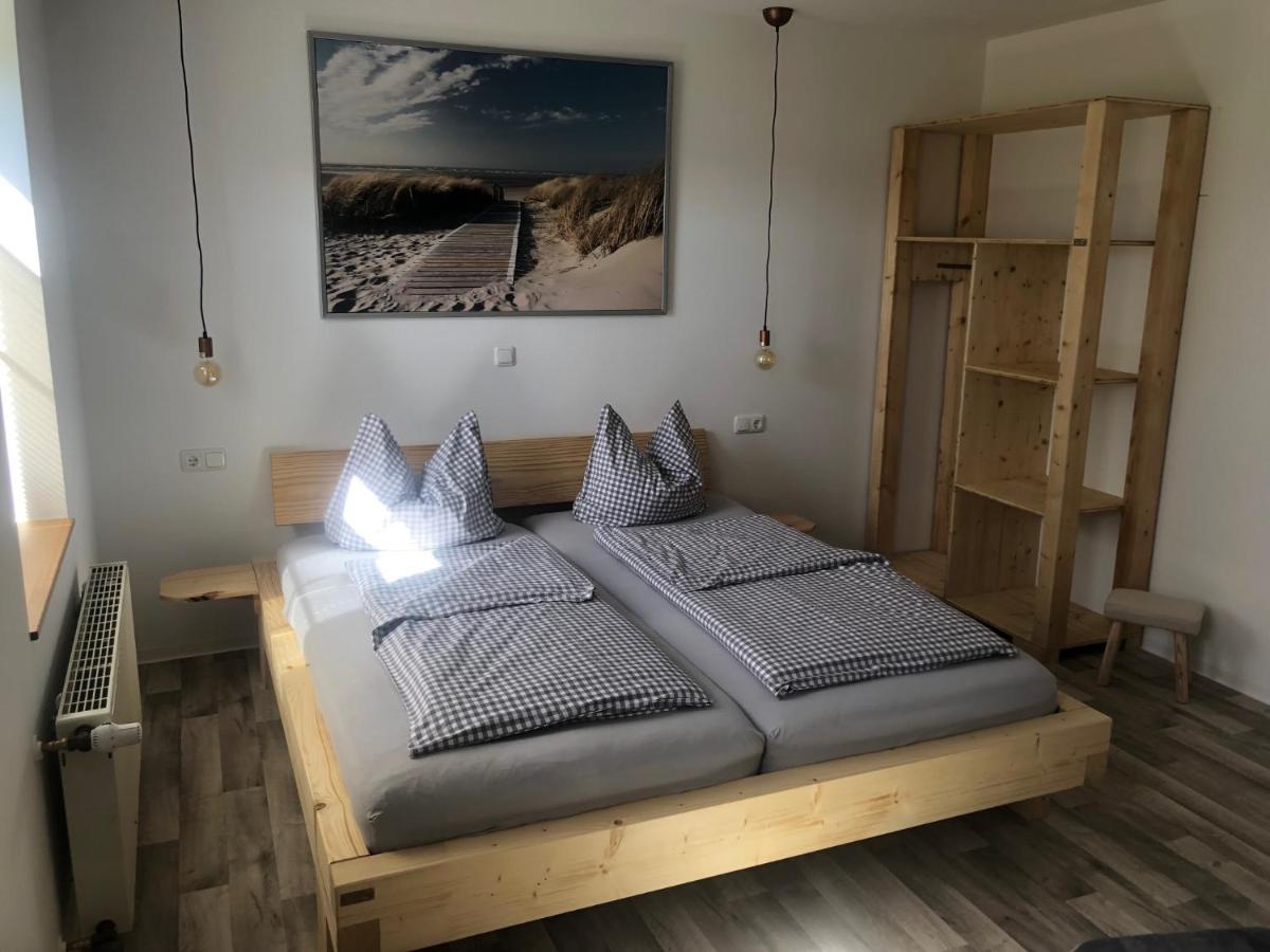 Landgasthof Wetteraperle Raila Kültér fotó
